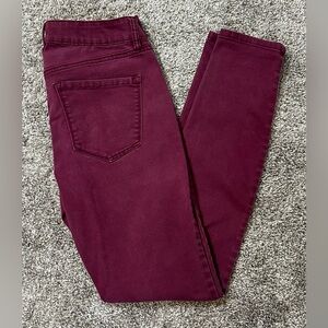 Refuge Women’s Burgundy Skinny Jeans Size 4